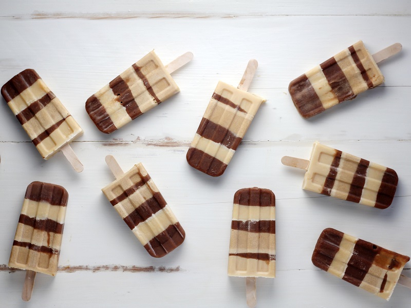 Yogurt chocolate fudge popsicles