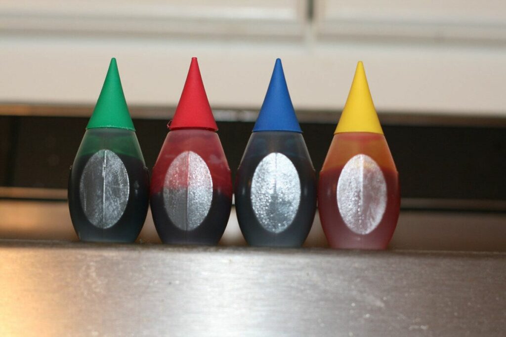 Oil-Based Food Coloring